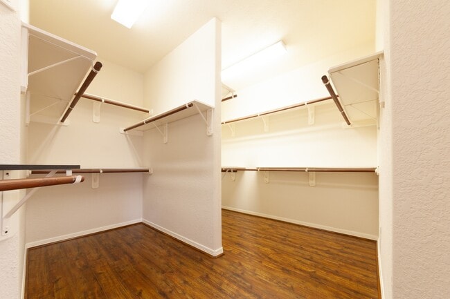 property at 3206 Holly Thicket Dr