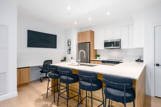 The Leston Affordable in Edmonton, AB - Building Photo - Interior Photo