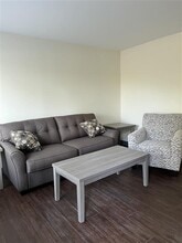Ravenwood Apartments in Ithaca, NY - Building Photo - Building Photo