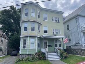 73 School St, Unit #3 in Salem, MA - Building Photo - Building Photo