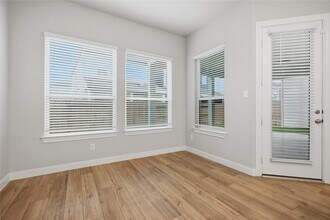 719 Sandy Bay Ln in Clear Lake Shores, TX - Building Photo - Building Photo