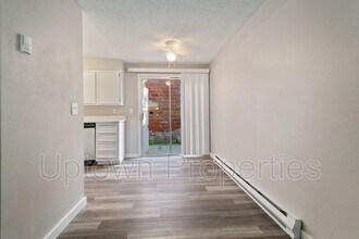 8315 SE 17th Ave in Portland, OR - Building Photo - Building Photo