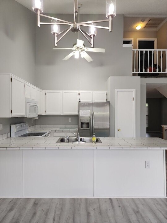 19595 E Bates Ave in Aurora, CO - Building Photo