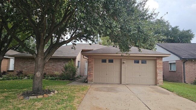 property at 2610 Strait Ln