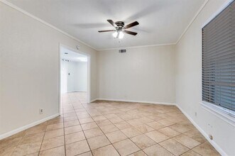 1817 Oakhurst Dr in Irving, TX - Building Photo - Building Photo