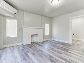 1820 NW 11th St, Unit 1 in Oklahoma City, OK - Building Photo - Building Photo