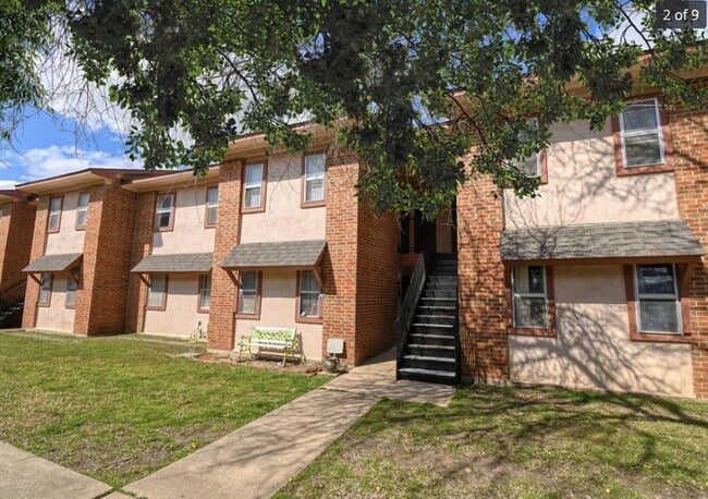 property at 1100 Austin St
