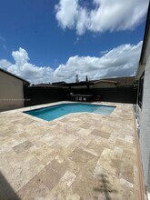 21045 SW 124th Ave Rd in Miami, FL - Building Photo - Building Photo