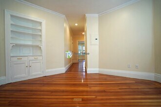 10 Beals St in Brookline, MA - Building Photo - Building Photo