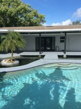 1401 Silverstone Ave in Orlando, FL - Building Photo - Building Photo