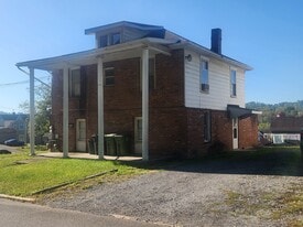 701 Grant Ave, Unit 2 in Morgantown, WV - Building Photo