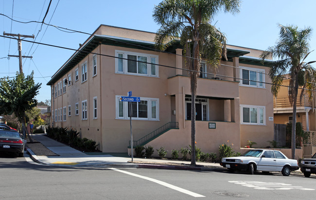 The Ivy Apartments in San Diego, CA - Building Photo - Building Photo