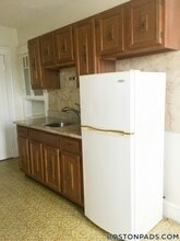 53 Fellsway W, Unit 17 in Medford, MA - Building Photo - Building Photo