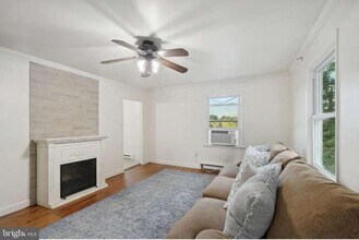 18390 Silcott Springs Rd in Purcellville, VA - Building Photo - Building Photo