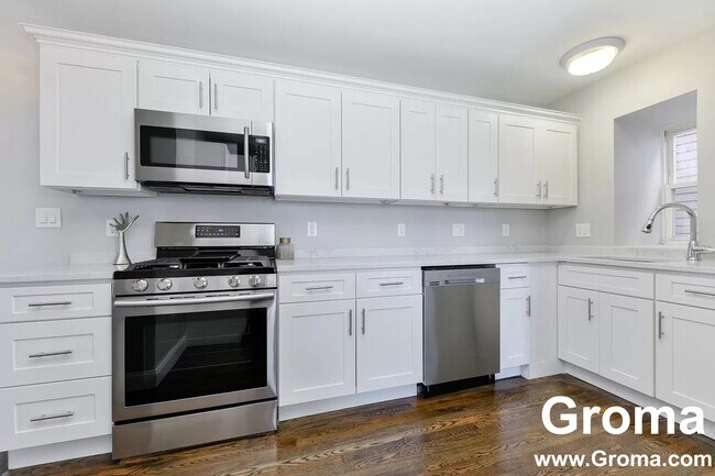 21 Rowell St, Unit 1