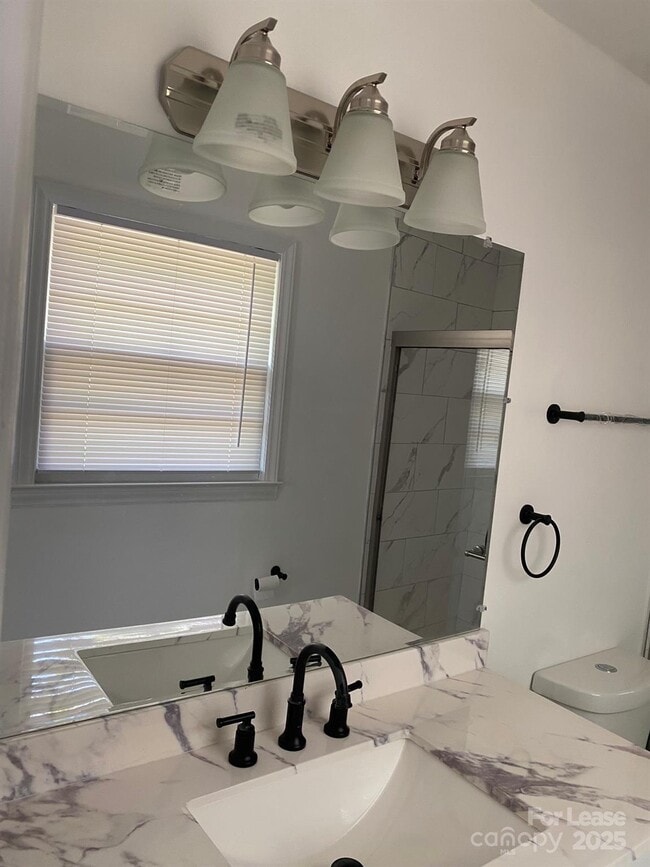 property at 5525 Amity Pl