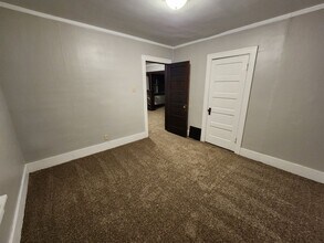 3714 9th St in Des Moines, IA - Building Photo - Building Photo