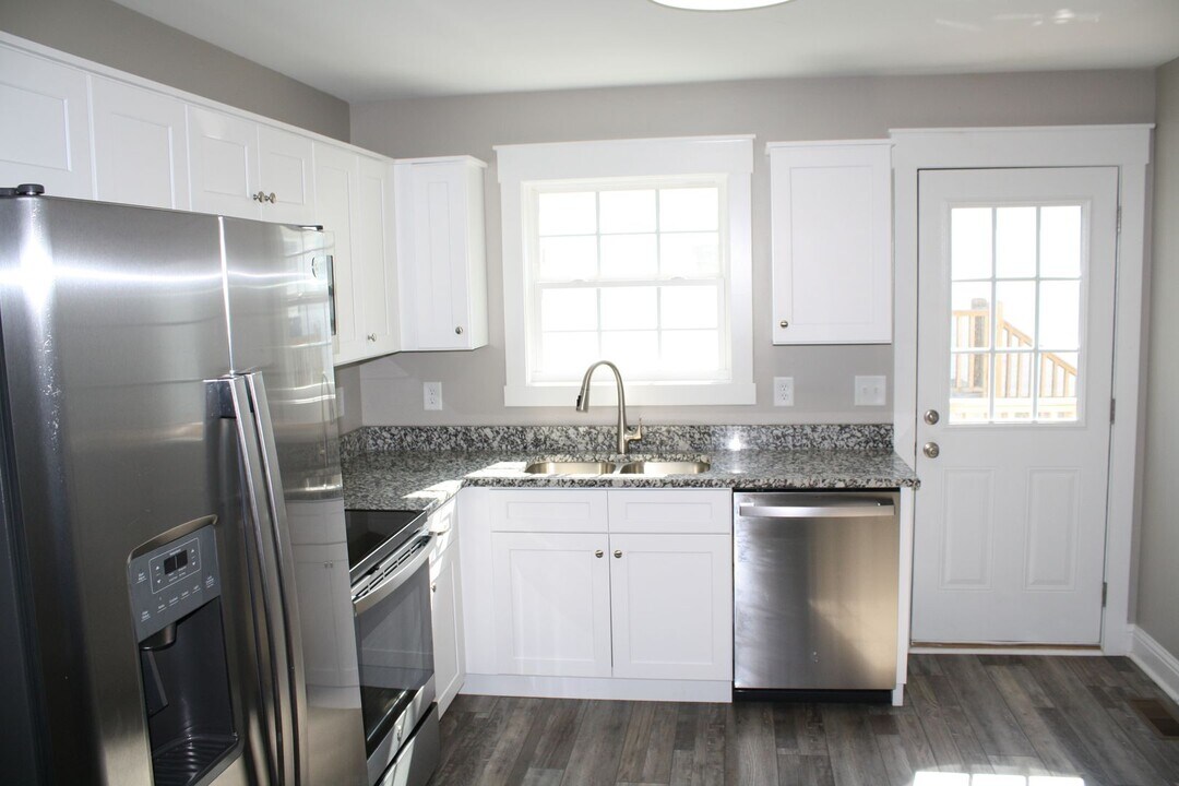 115 Buster Ln in Rocky Face, GA - Building Photo