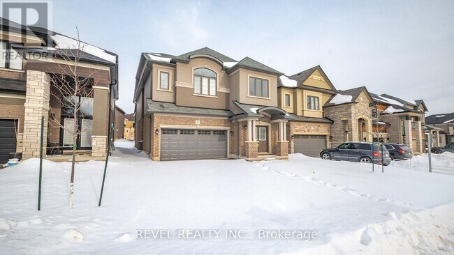 81 Hitchman St in Brant, ON - Building Photo - Building Photo