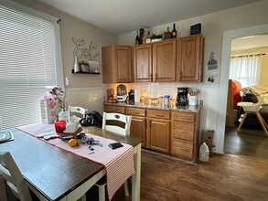 211 Elm St in Meriden, CT - Building Photo - Building Photo