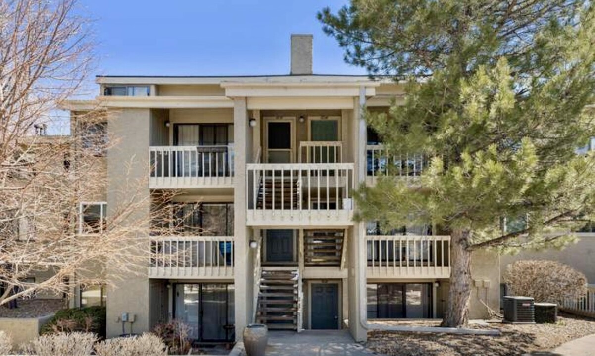 60 S Boulder Cir in Boulder, CO - Building Photo