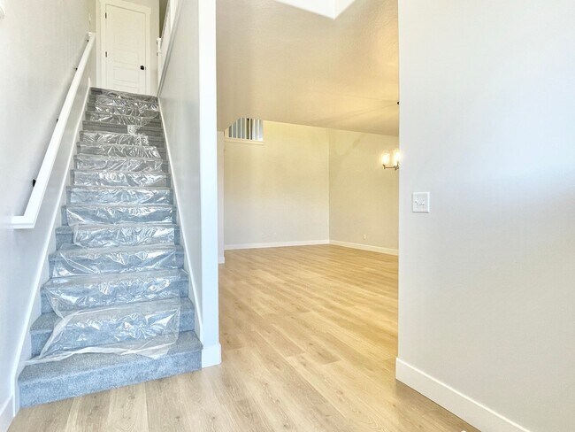 13957 Silver Peak Ln in Herriman, UT - Building Photo - Building Photo
