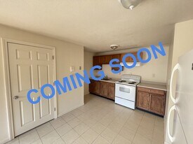 181 Loudon Rd in Concord, NH - Building Photo