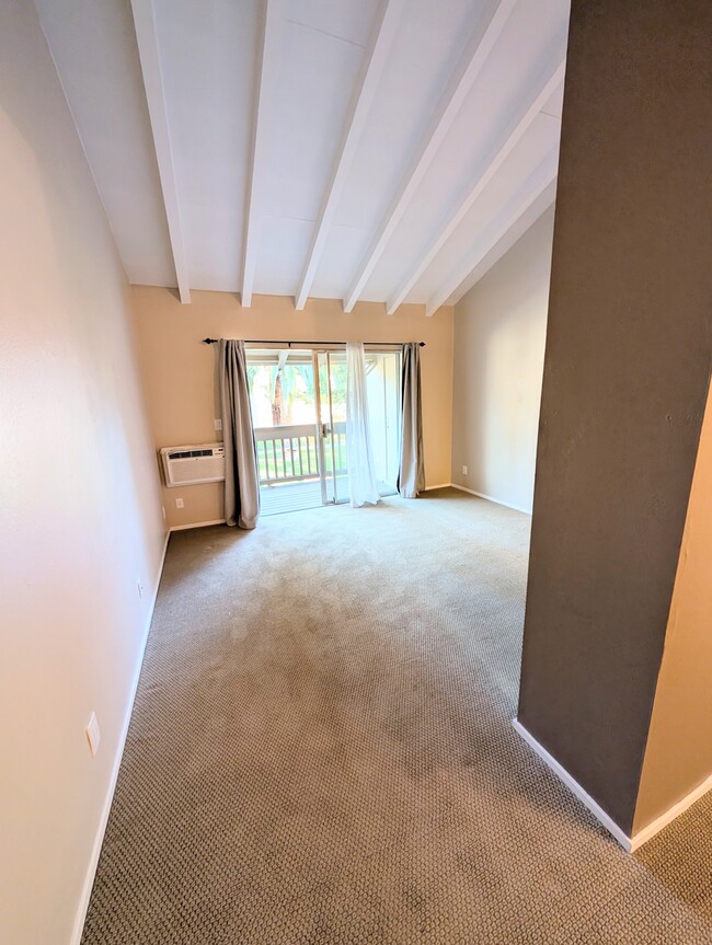 2738 Oak Rd, Unit 168 in Walnut Creek, CA - Building Photo - Building Photo