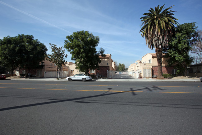 1031-1041 N Unruh Ave in La Puente, CA - Building Photo - Building Photo