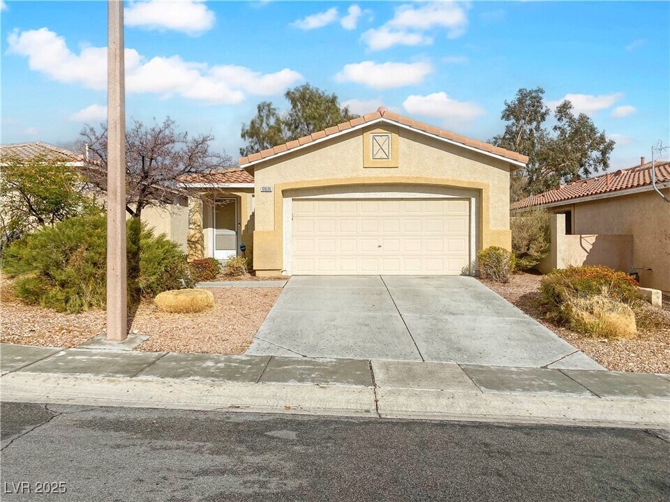 10636 Lace Vine Arbor Ave in Las Vegas, NV - Building Photo