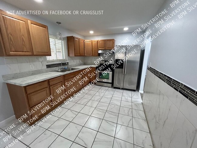 2923 Arden Dr in Warren, MI - Building Photo - Building Photo