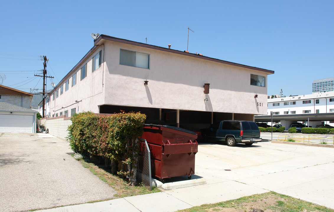 501 Alexander St in Glendale, CA - Foto de edificio