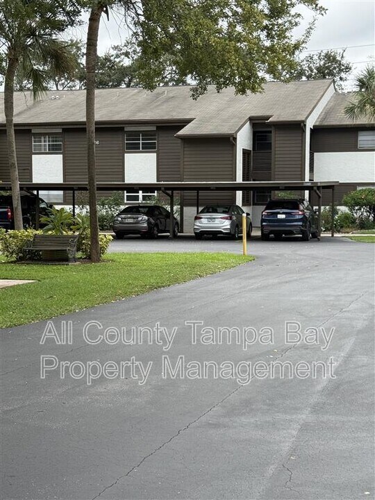 4026 Passport Ln in New Port Richey, FL - Building Photo