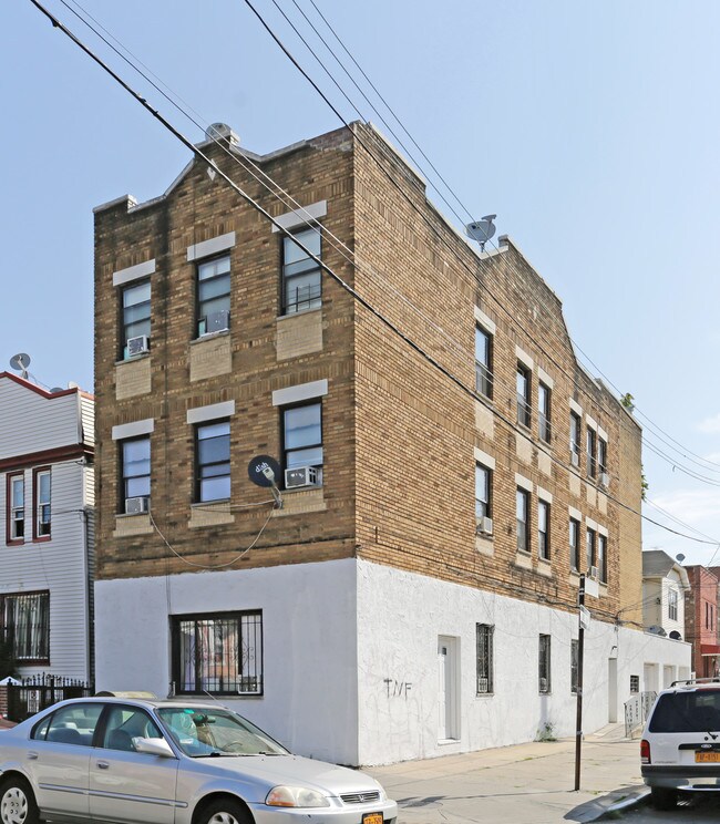 3773 104th St