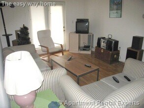 11 Kent Ct in Somerville, MA - Building Photo - Building Photo