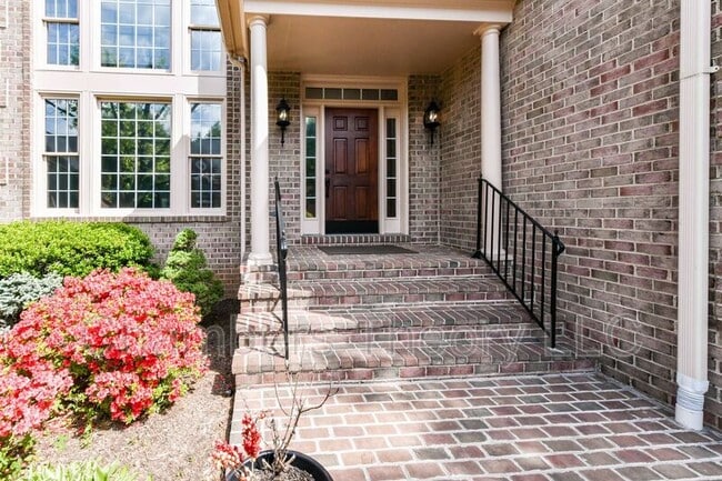 6660 Avignon Blvd in Falls Church, VA - Building Photo - Building Photo