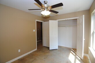 103 Cherrywood Dr in Sherwood, AR - Building Photo - Building Photo