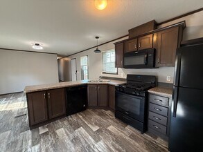 11774 Cascade Cir in Romeo, MI - Building Photo - Building Photo