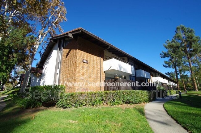 property at 31555 Lindero Canyon Rd