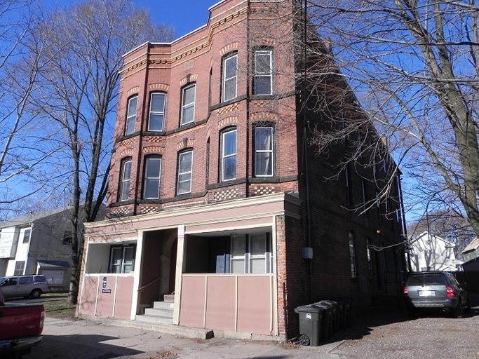 767 Congress Ave in New Haven, CT - Foto de edificio