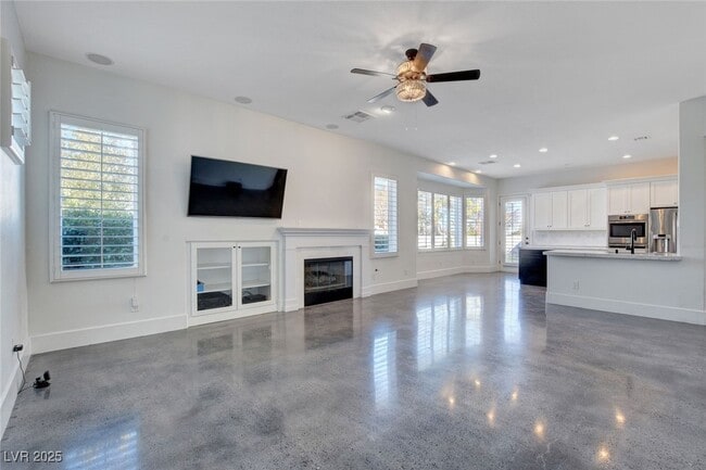 property at 10728 Elm Ridge Ave