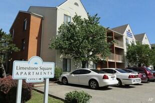 Limestone Square/Medical Villas in Lexington, KY - Building Photo