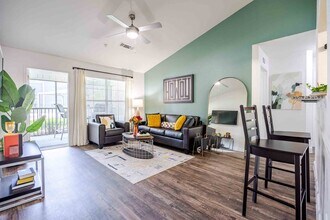 Cabana Beach San Marcos in San Marcos, TX - Building Photo - Building Photo