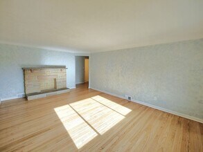 1193 Clover Cir Ct in Pittsburgh, PA - Building Photo - Building Photo