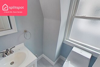 91 Munroe St-Unit -Unit 3l in Somerville, MA - Foto de edificio - Building Photo