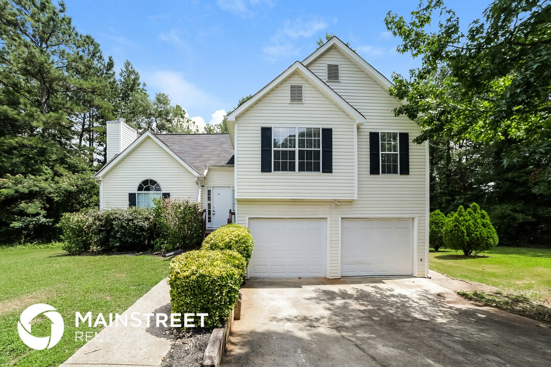 6409 Hillview Ln in Douglasville, GA - Building Photo