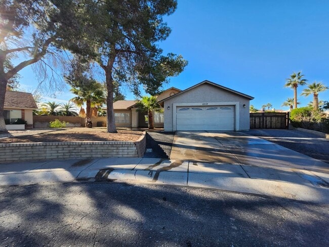 2337 W Tanque Verde Ct in Chandler, AZ - Building Photo - Building Photo