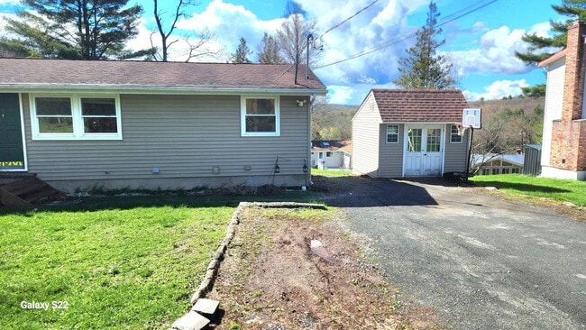 9 Shirley Dr in Mountain Dale, NY - Building Photo - Building Photo
