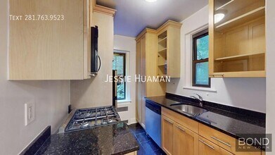 95 Christopher St in New York, NY - Building Photo - Building Photo