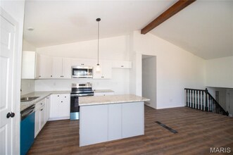 114 Green Forest Estates Dr in St. Peters, MO - Building Photo - Building Photo